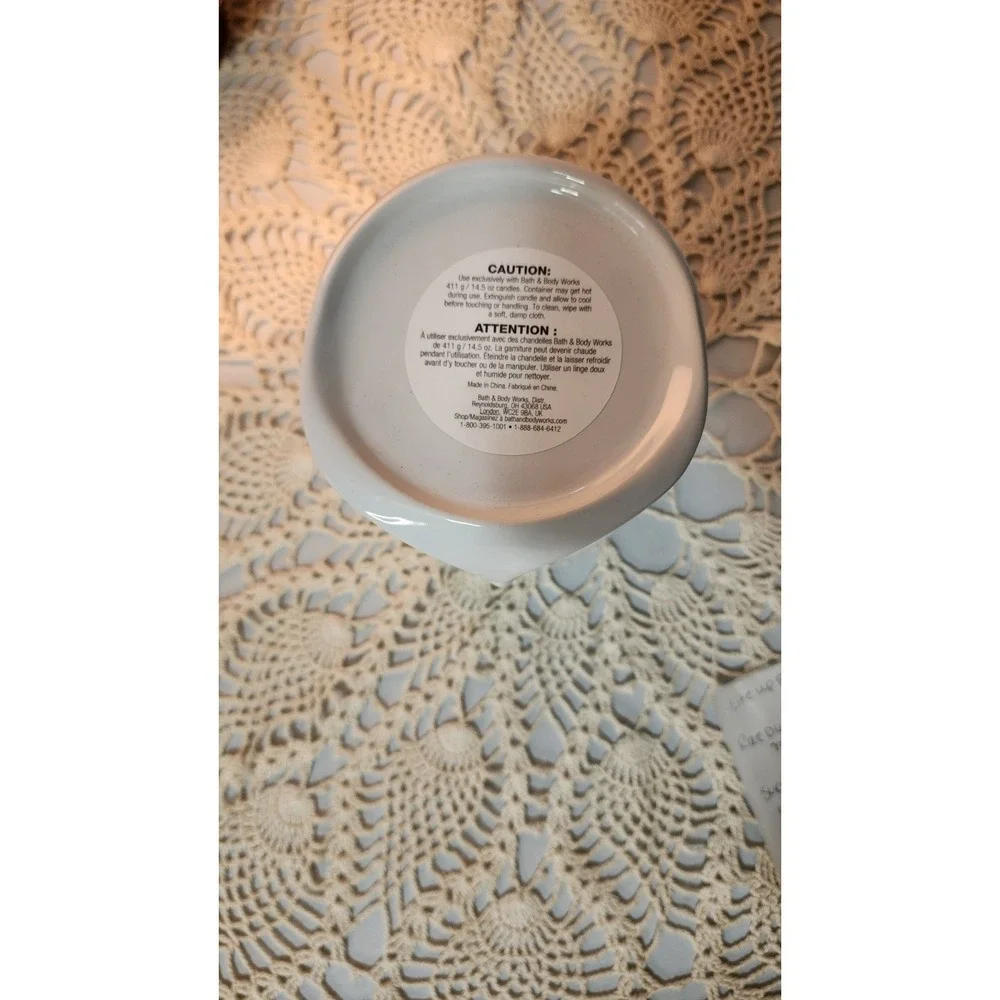Bath & Body‎ Works Ceramic Owl Candle Holder Pedestal White w/ Brown Leaves Fall